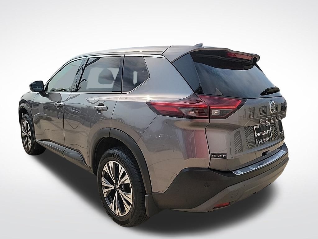 Thumbnail: 2021 Nissan Rogue - 3