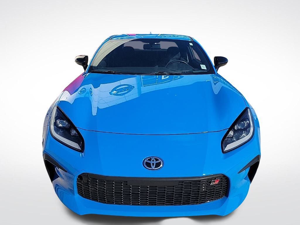 Thumbnail: 2023 Toyota GR86 - 8