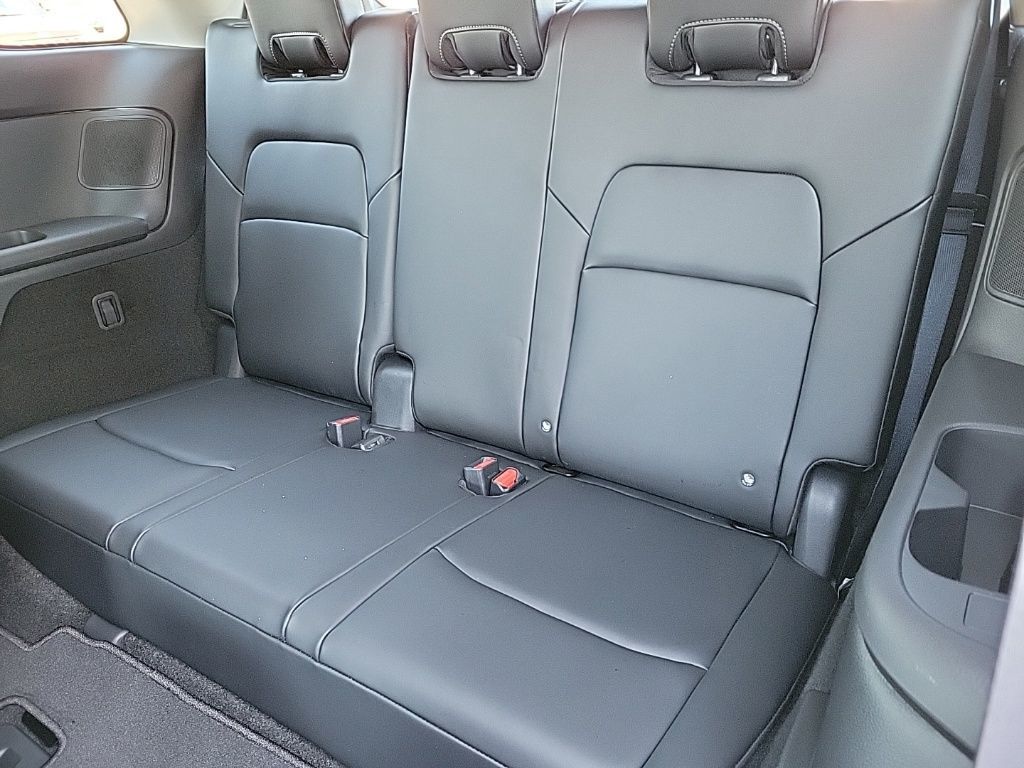 Thumbnail: 2026 Nissan Pathfinder - 16