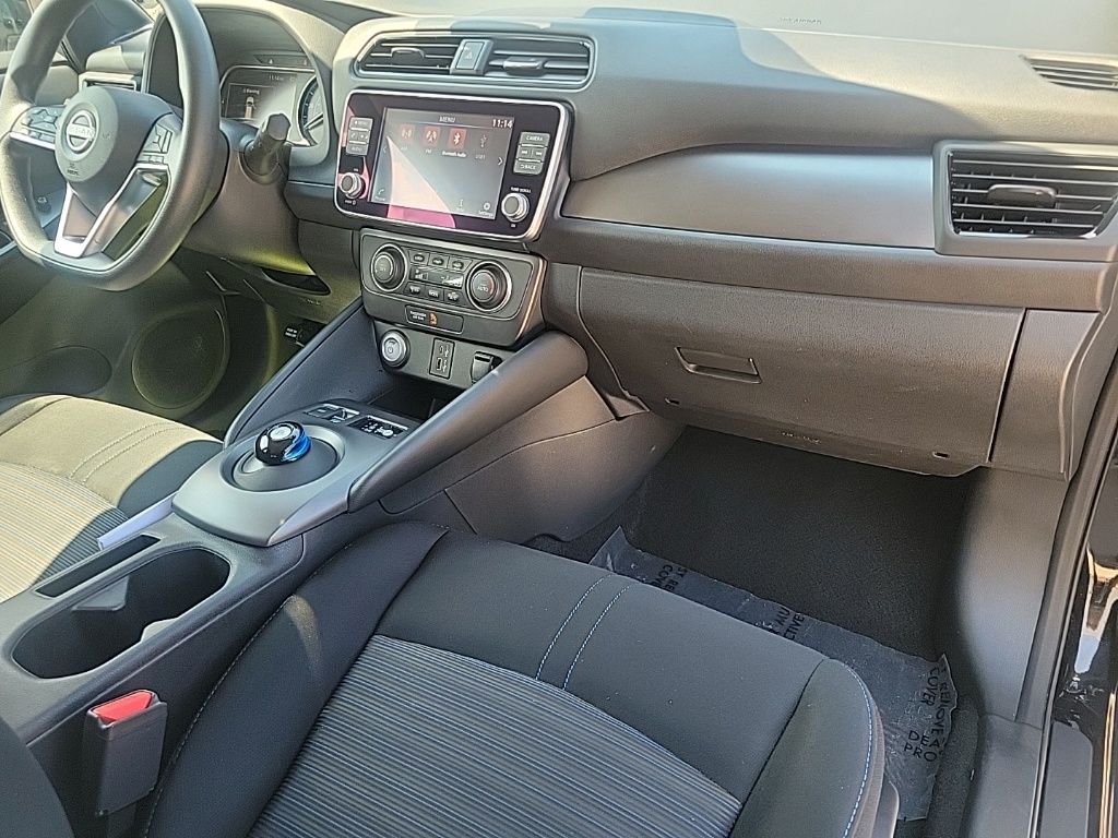 Thumbnail: 2023 Nissan Leaf - 11