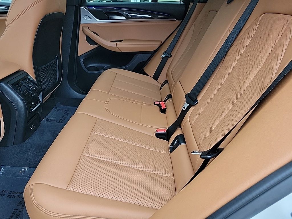 Thumbnail: 2022 BMW X3 - 13