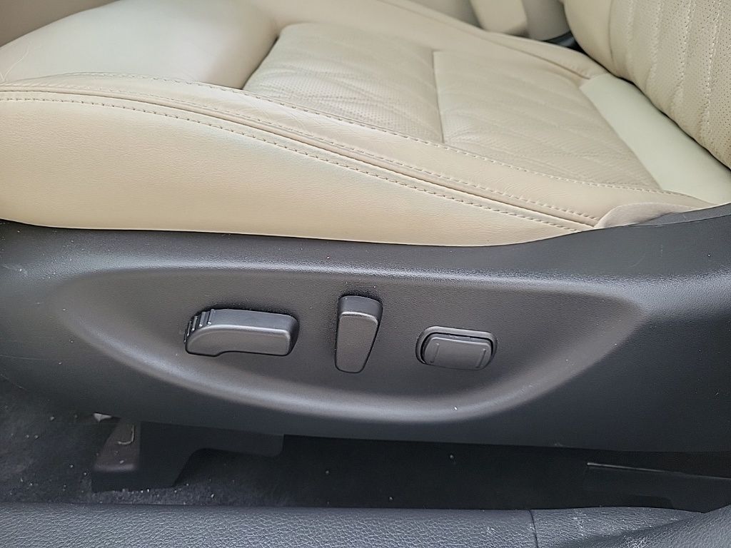 Thumbnail: 2023 Nissan Maxima - 11