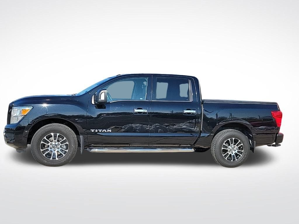 Thumbnail: 2021 Nissan Titan - 2