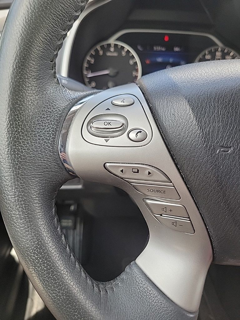 Thumbnail: 2015 Nissan Murano - 26