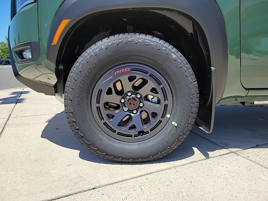Thumbnail: 2026 Nissan Frontier - 8