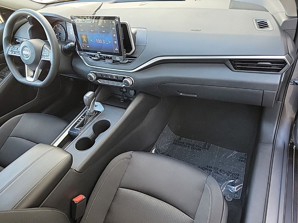 Thumbnail: 2022 Nissan Altima - 11