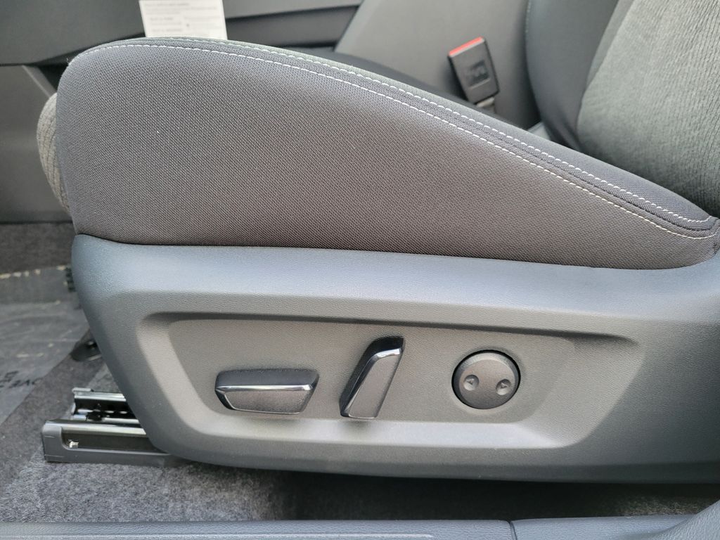 Thumbnail: 2026 Nissan Rogue - 12