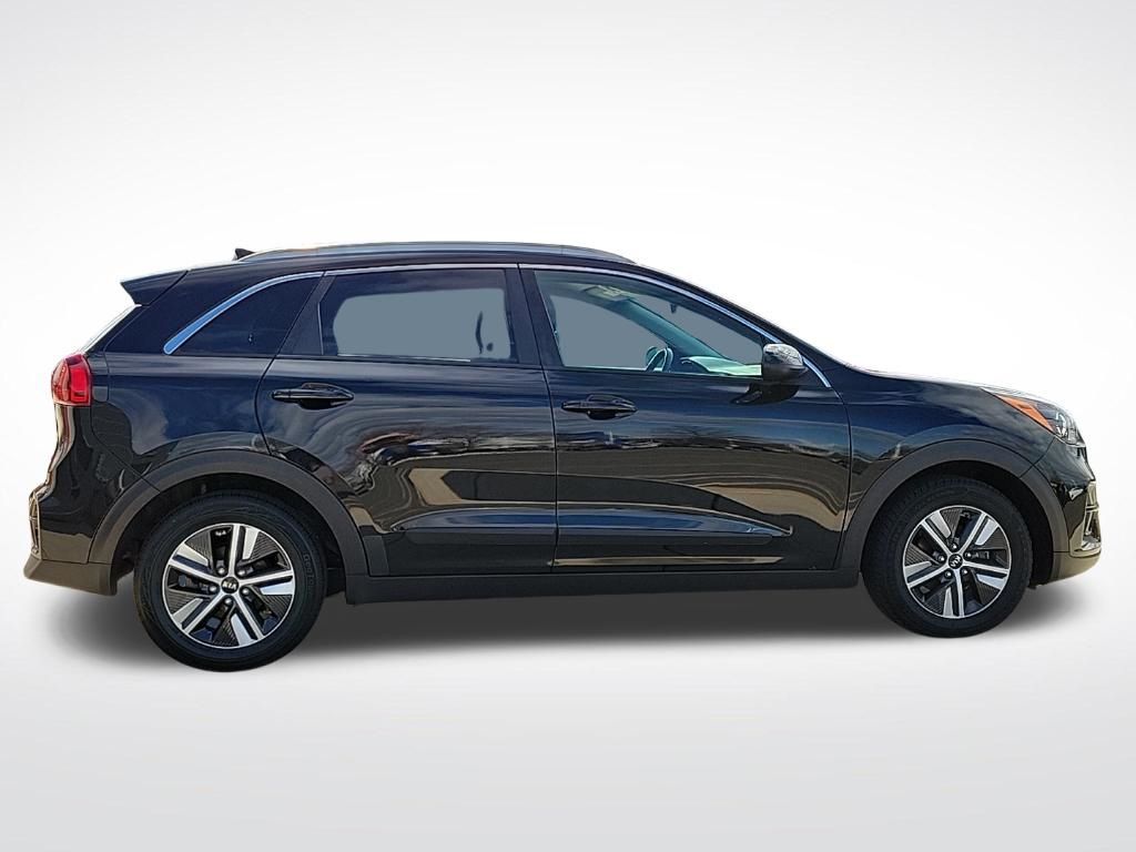 Thumbnail: 2020 Kia Niro - 5