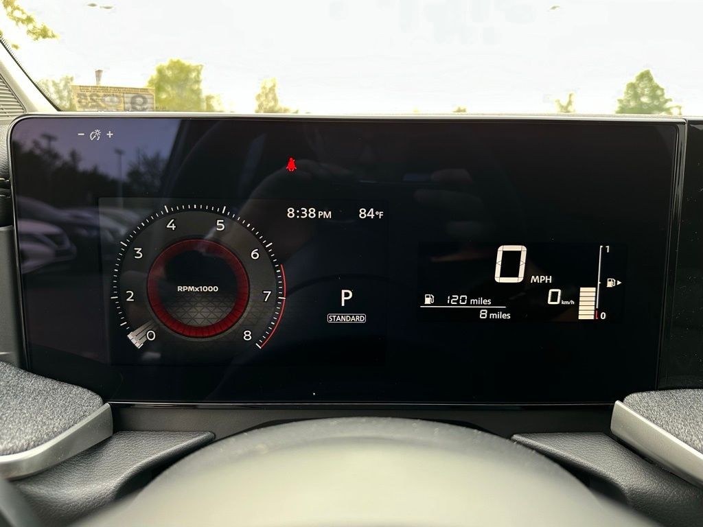Thumbnail: 2025 Nissan Kicks - 18