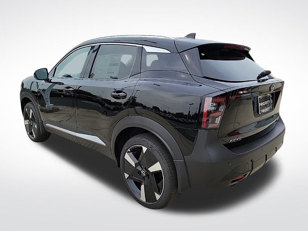 Thumbnail: 2025 Nissan Kicks - 3