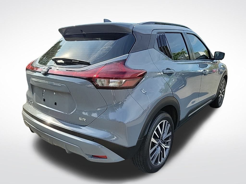 Thumbnail: 2022 Nissan Kicks - 5