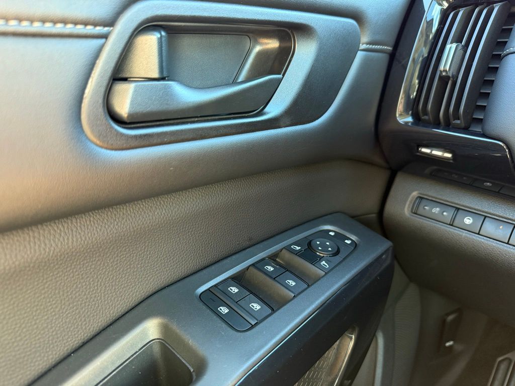 Thumbnail: 2024 Nissan Pathfinder - 14