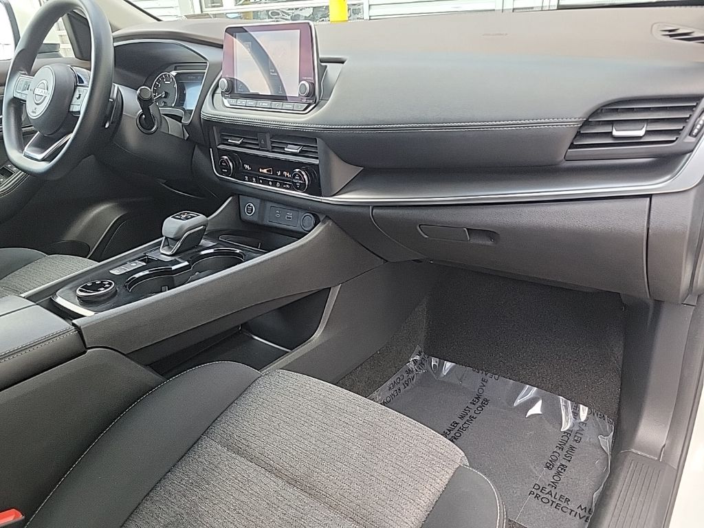 Thumbnail: 2023 Nissan Rogue - 12