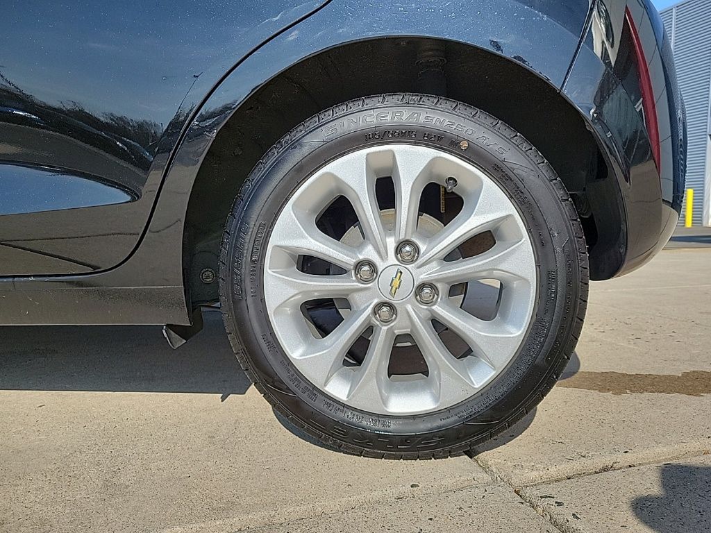 Thumbnail: 2021 Chevrolet Spark - 8