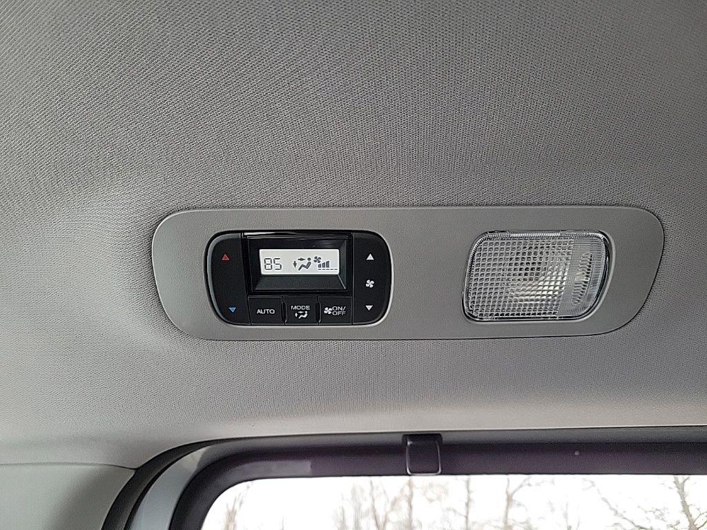 Thumbnail: 2023 Honda Odyssey - 24