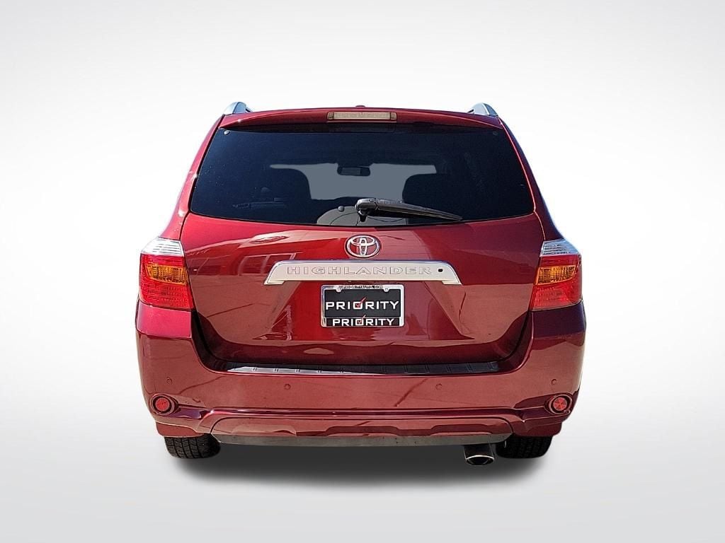 Thumbnail: 2010 Toyota Highlander - 4
