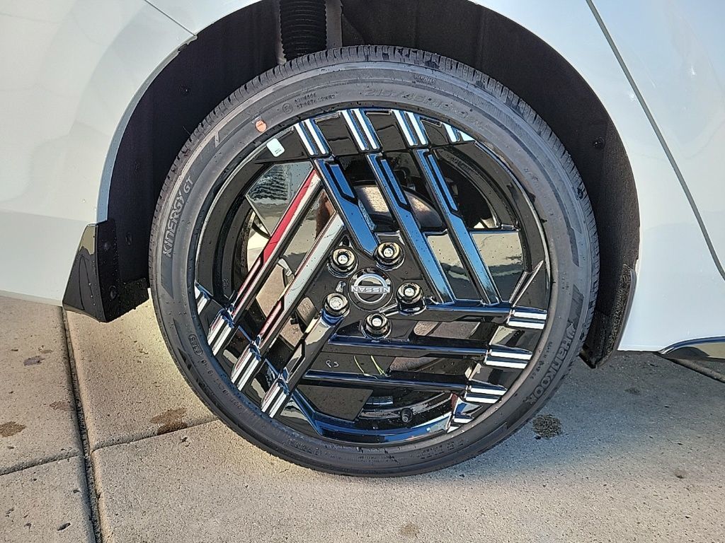 Thumbnail: 2026 Nissan Sentra - 9