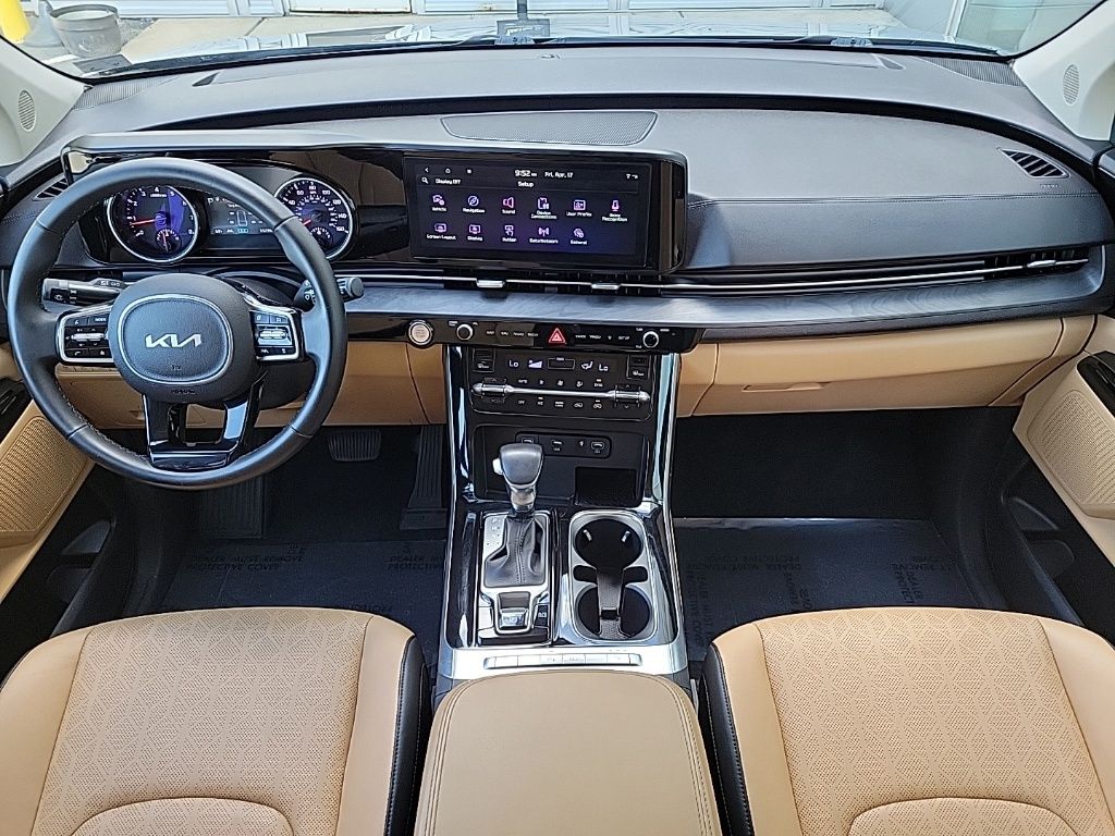 Thumbnail: 2022 Kia Carnival - 24