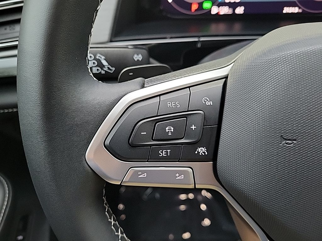 Thumbnail: 2024 Volkswagen Atlas - 22