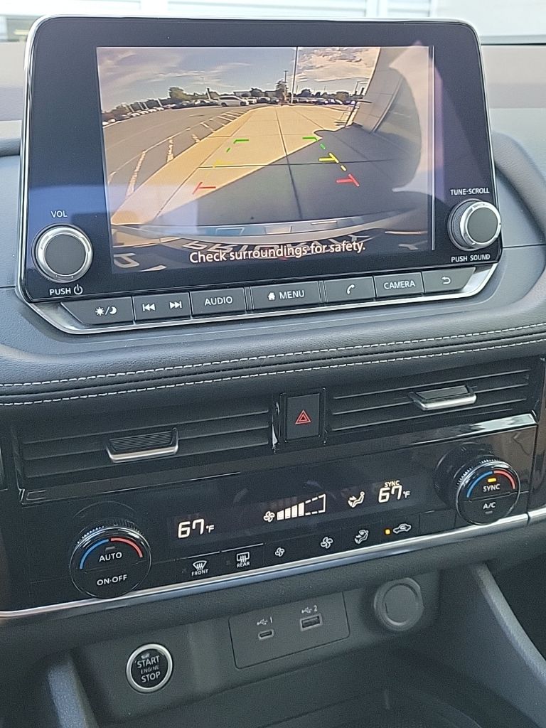 Thumbnail: 2022 Nissan Rogue - 26