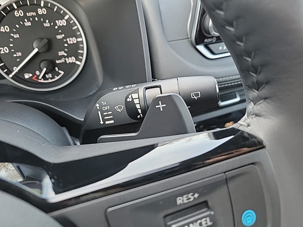 Thumbnail: 2023 Nissan Rogue - 21