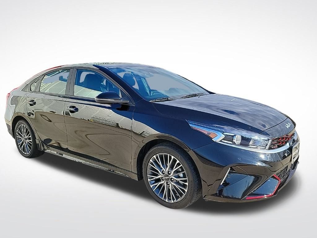 Thumbnail: 2023 Kia Forte - 7