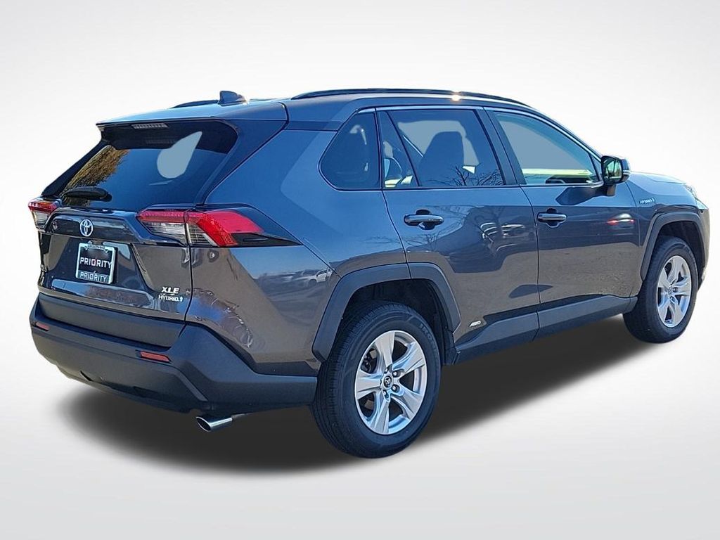 Thumbnail: 2019 Toyota RAV4 - 5