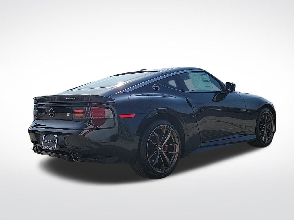 Thumbnail: 2026 Nissan Z - 4