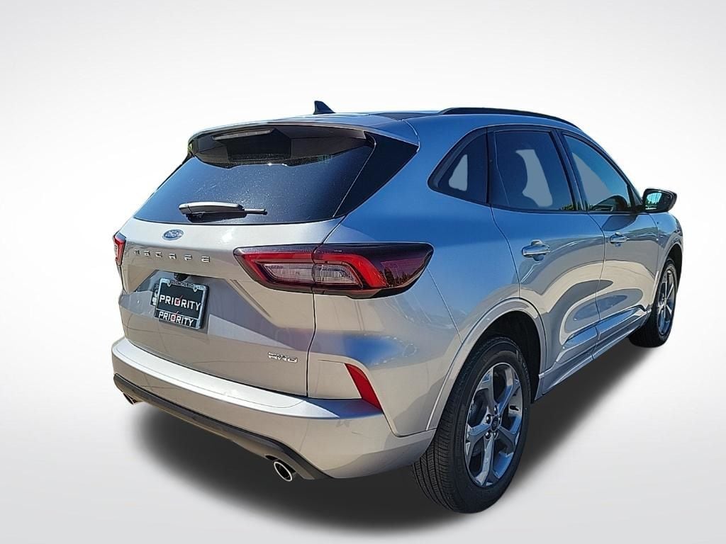 Thumbnail: 2024 Ford Escape - 4