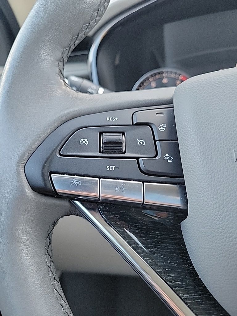 Thumbnail: 2023 Cadillac XT6 - 34