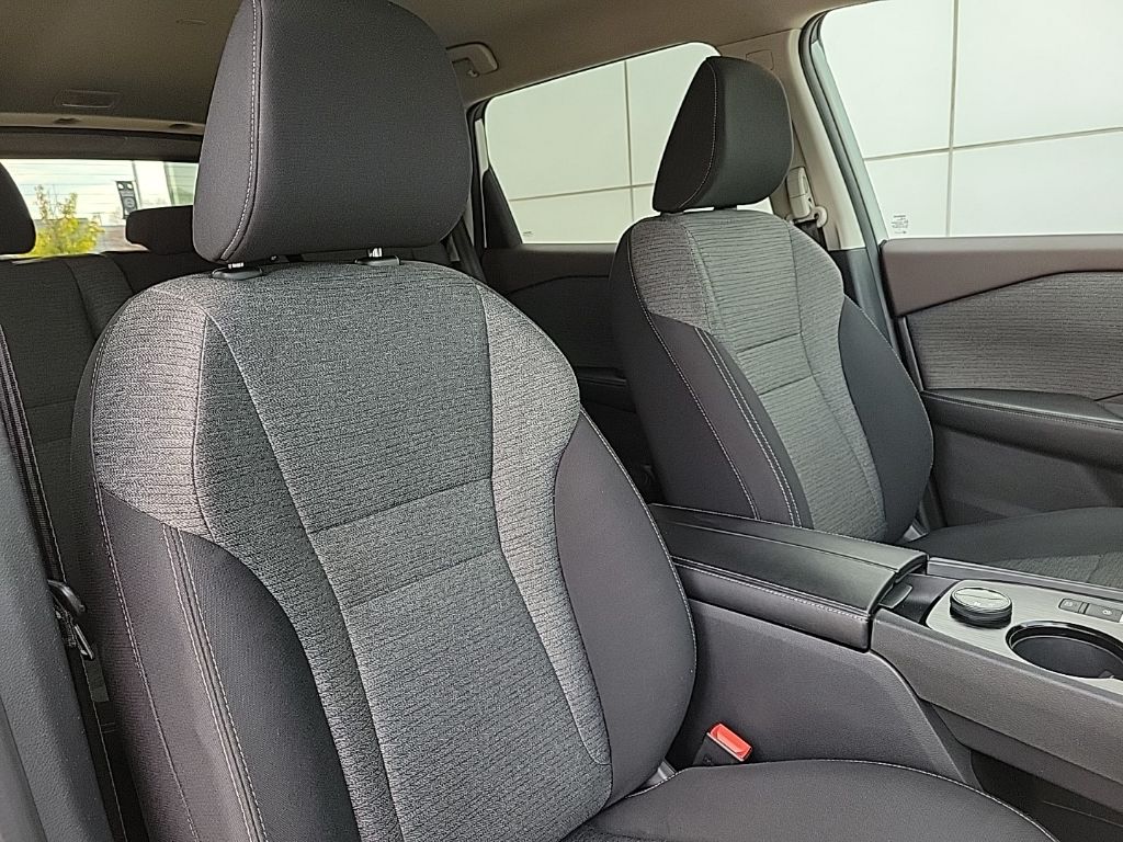 Thumbnail: 2022 Nissan Rogue - 14