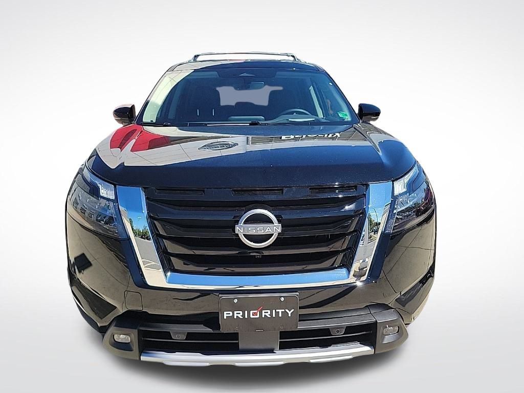Thumbnail: 2025 Nissan Pathfinder - 8