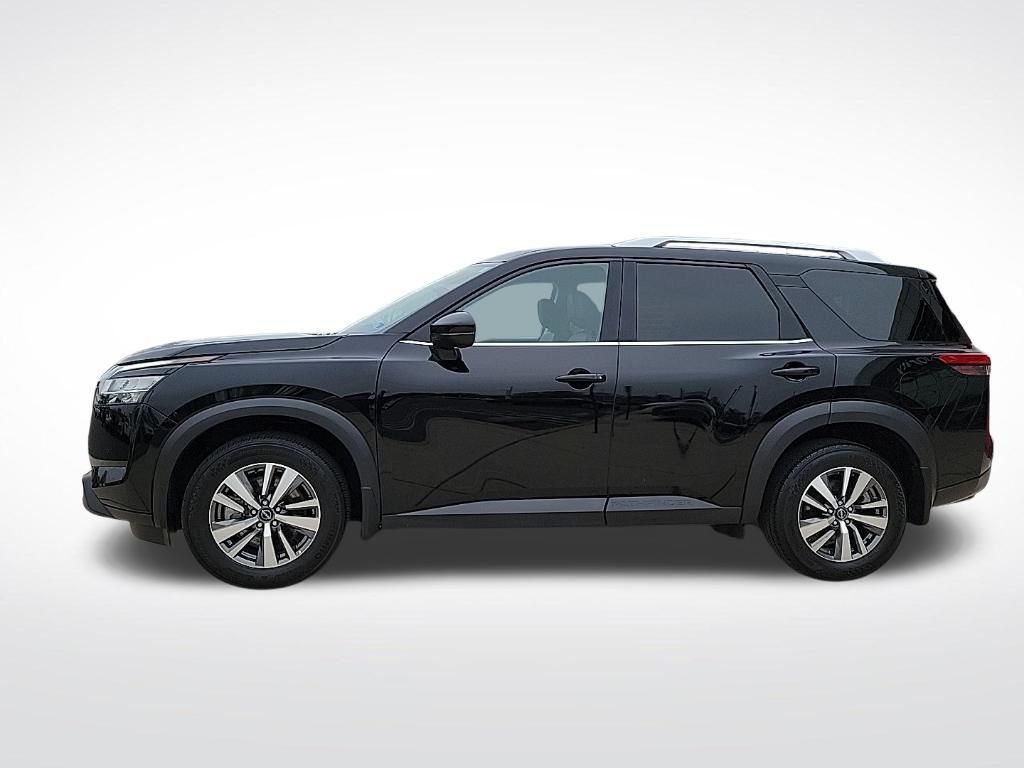 Thumbnail: 2023 Nissan Pathfinder - 2