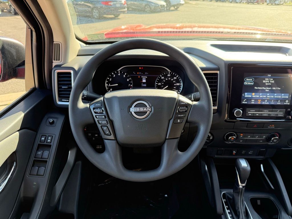 Thumbnail: 2022 Nissan Frontier - 17