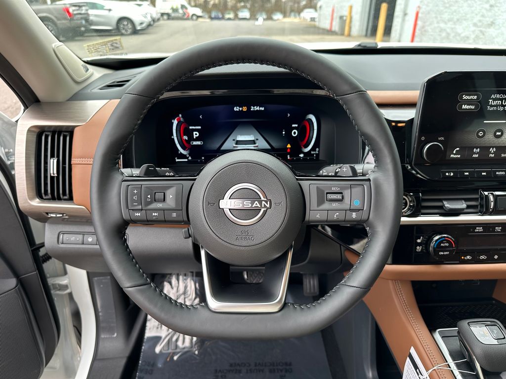 Thumbnail: 2025 Nissan Pathfinder - 16