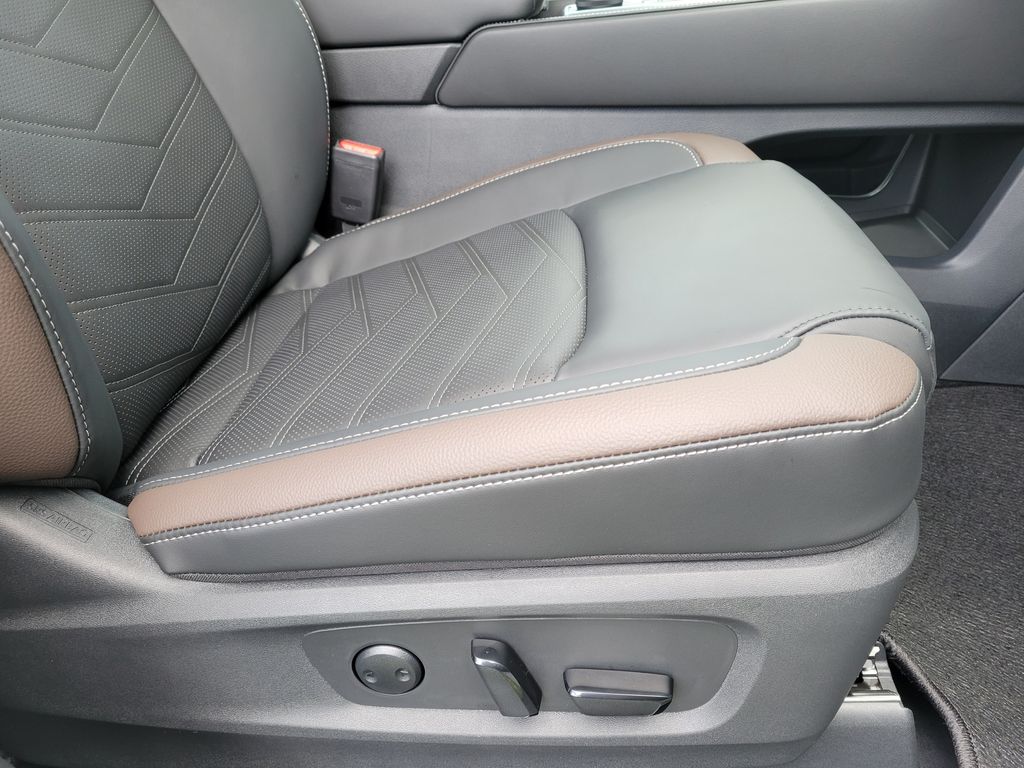 Thumbnail: 2025 Nissan Pathfinder - 15