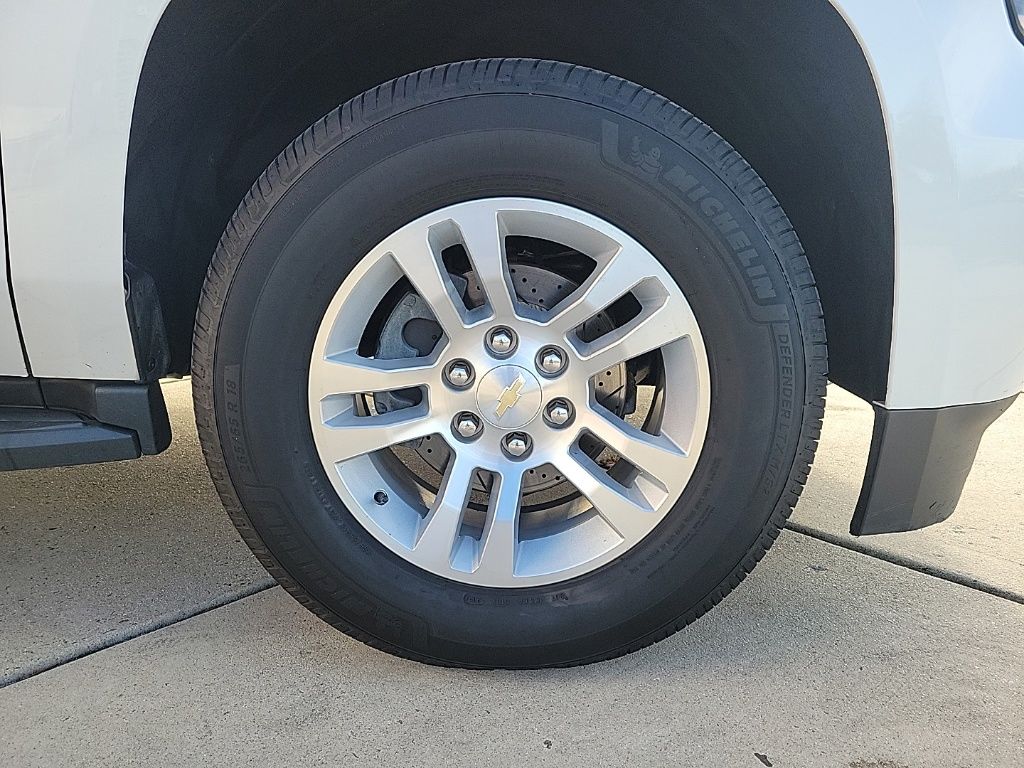 Thumbnail: 2018 Chevrolet Tahoe - 10