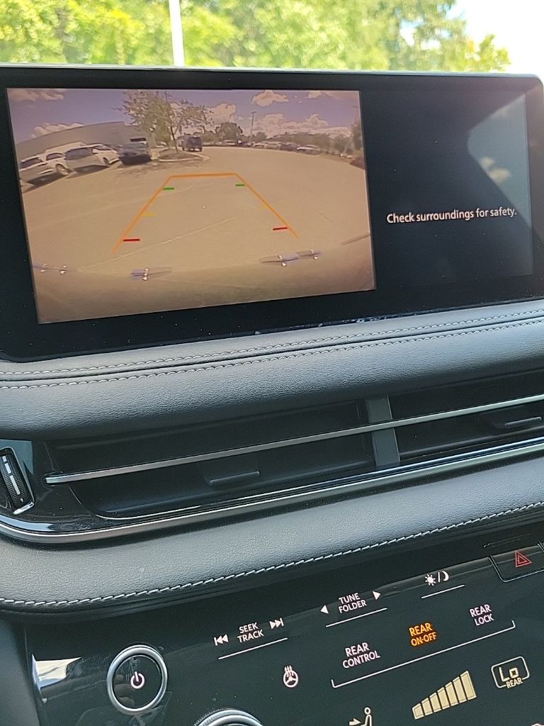 Thumbnail: 2023 INFINITI QX60 - 28