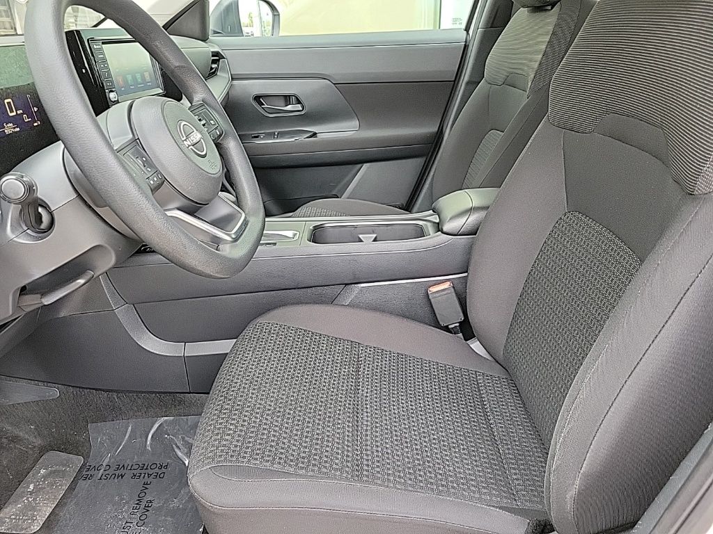 Thumbnail: 2025 Nissan Kicks - 11