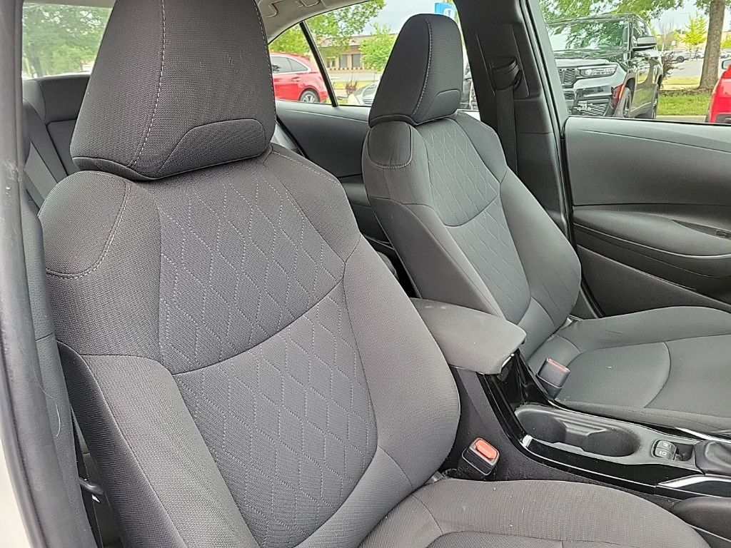 Thumbnail: 2021 Toyota Corolla - 10