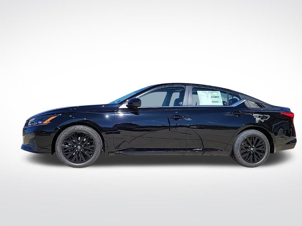 Thumbnail: 2026 Nissan Altima - 2