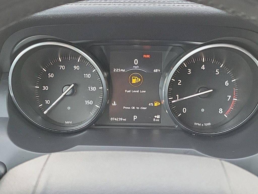 Thumbnail: 2017 Land Rover Range Rover Evoque - 22