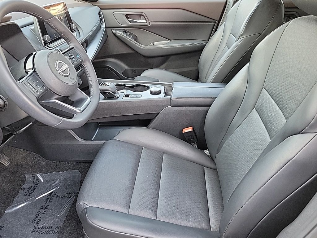 Thumbnail: 2023 Nissan Rogue - 11