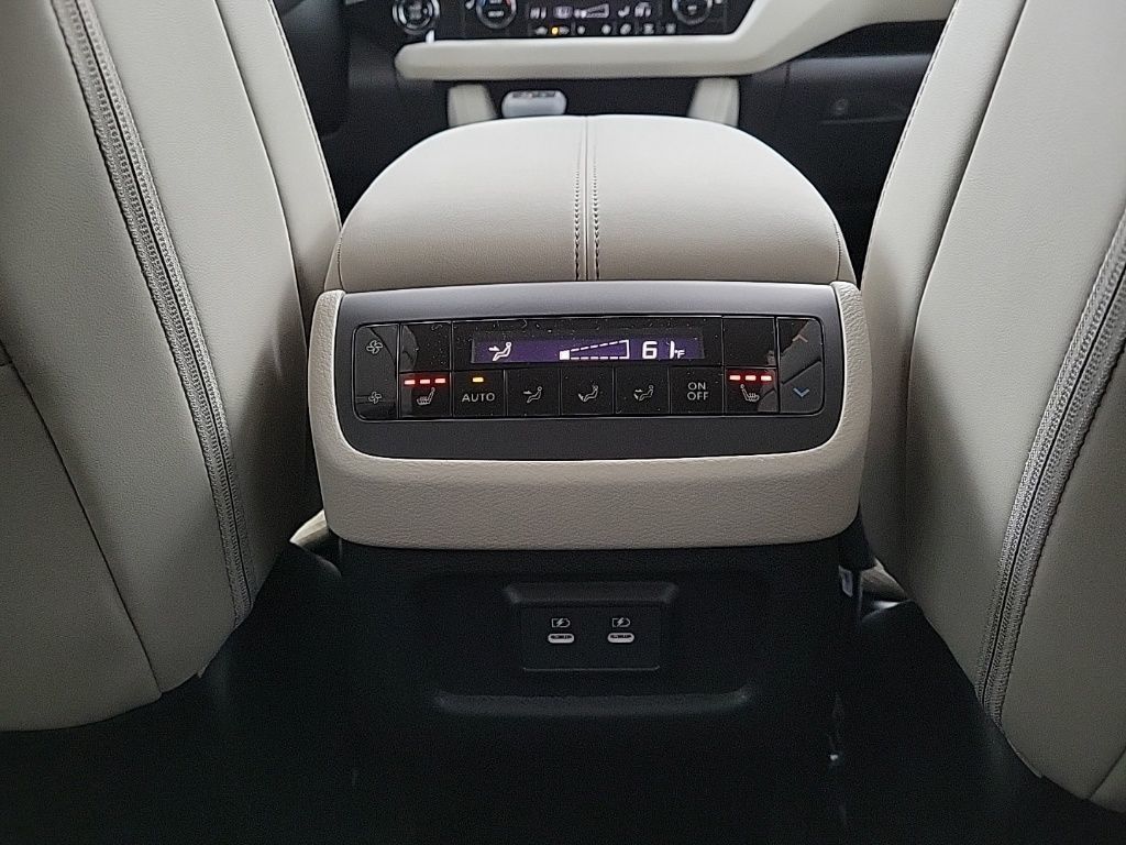 Thumbnail: 2026 Nissan Pathfinder - 24