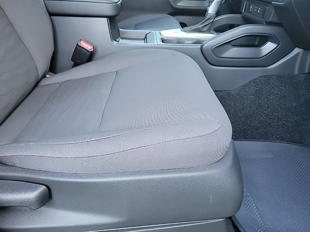 Thumbnail: 2026 Nissan Frontier - 15