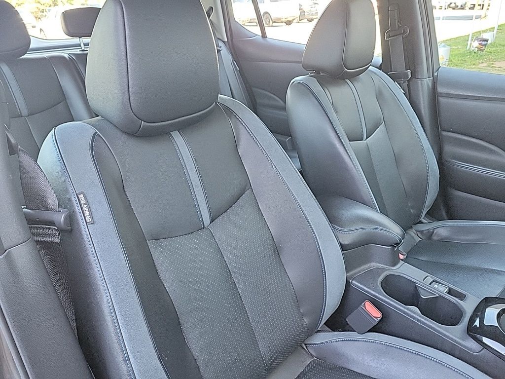 Thumbnail: 2020 Nissan Leaf - 11