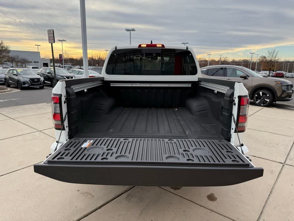 Thumbnail: 2025 Nissan Frontier - 11