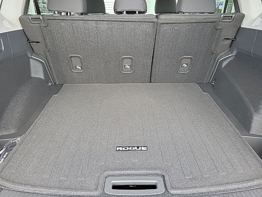 Thumbnail: 2026 Nissan Rogue - 21