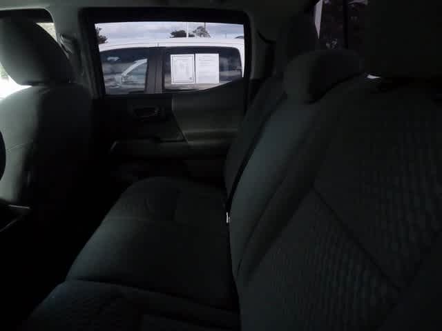 Thumbnail: 2022 Toyota Tacoma - 6