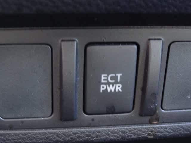 Thumbnail: 2022 Toyota Tacoma - 18